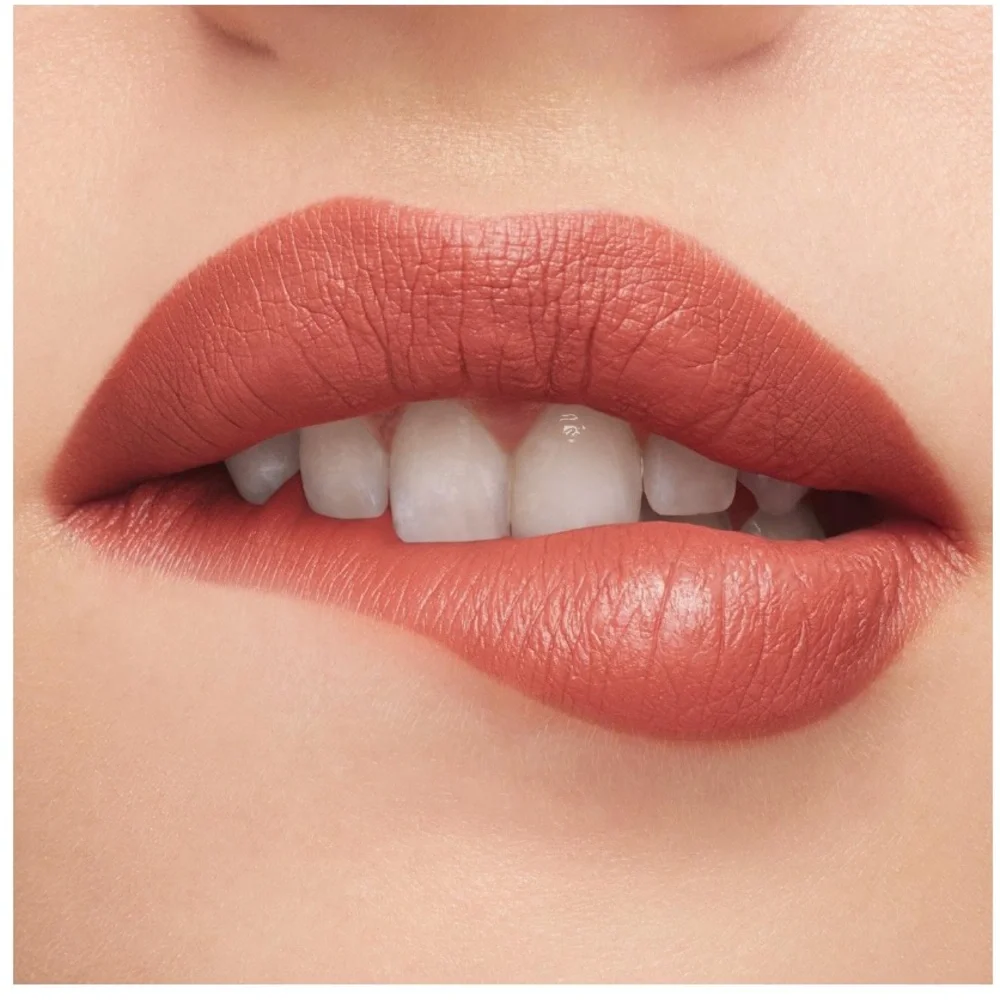 MACximal Silky Matte Lipstick “Cafe Mocha”